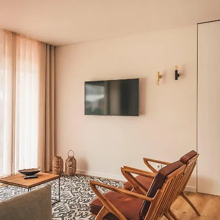 Vale Pisco * בומברל